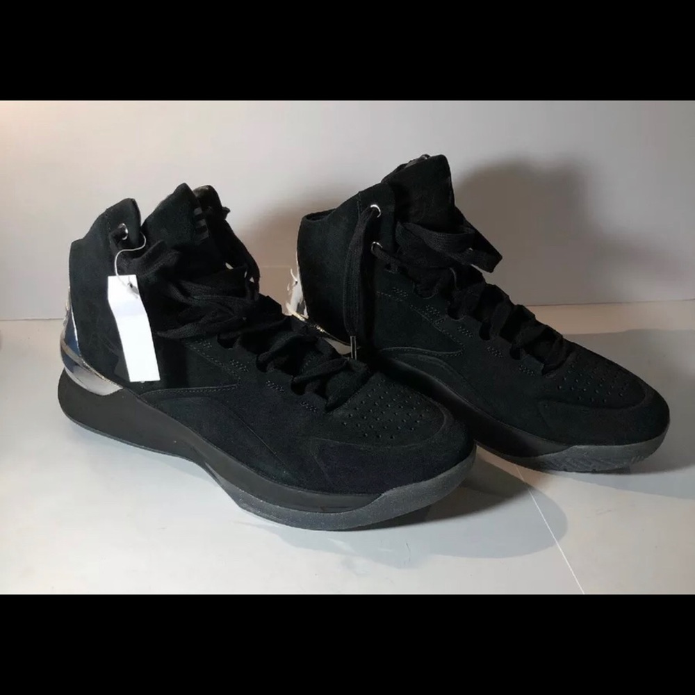 Steph Curry Under Armour 1 Lux Mid Suede Black